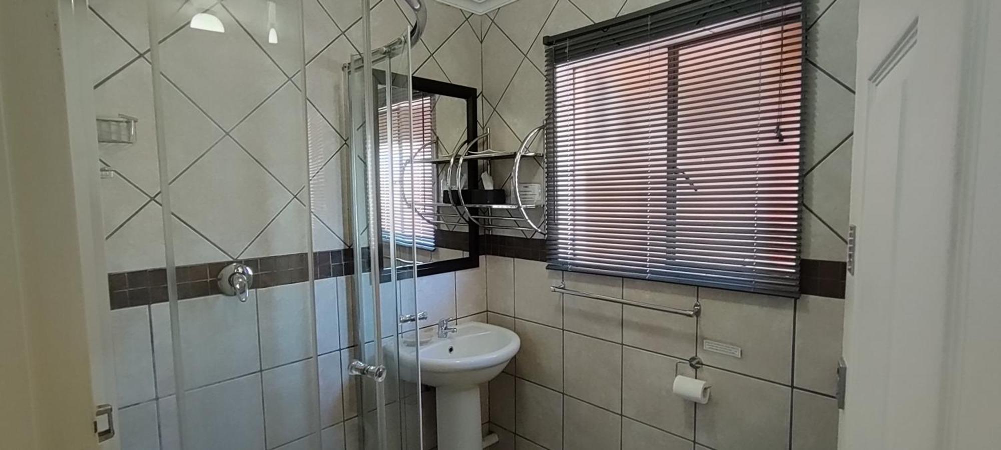 Premiere Guesthouse Bloemfontein Ngoại thất bức ảnh