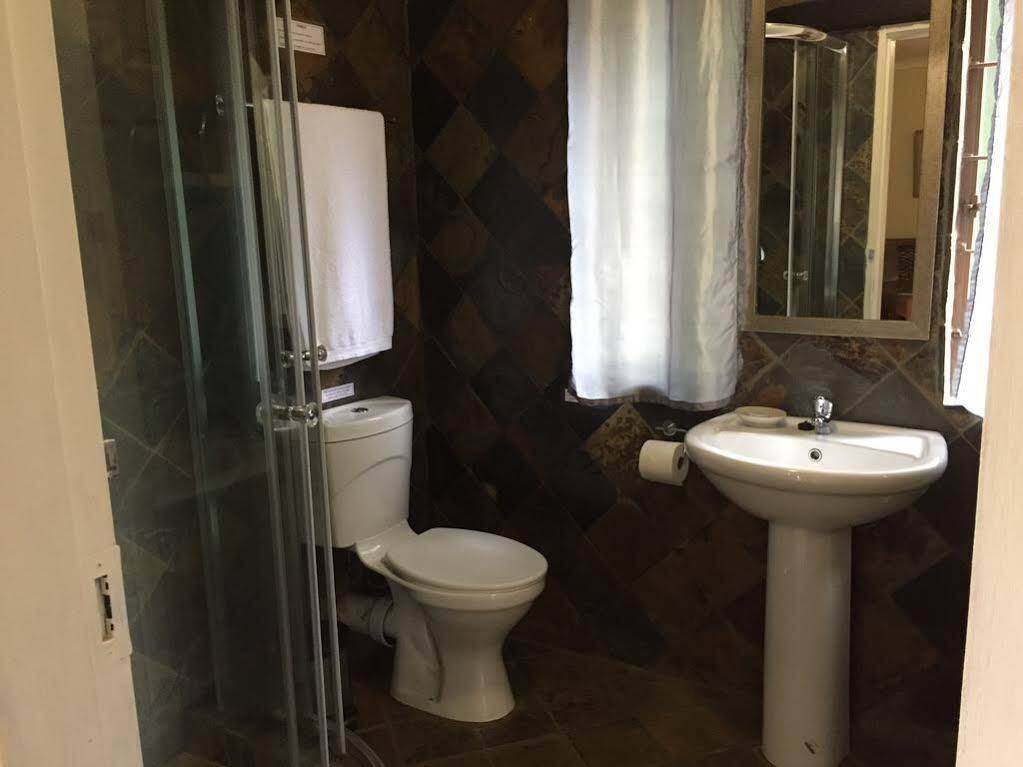 Premiere Guesthouse Bloemfontein Ngoại thất bức ảnh